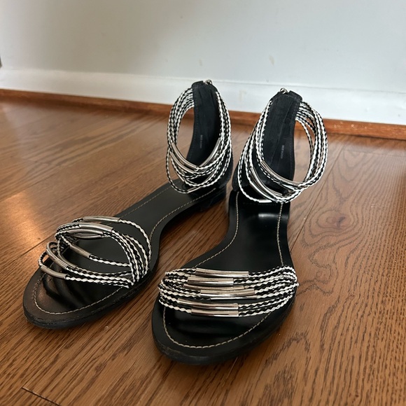 Tory Burch Sandals - Picture 1 of 4